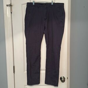 Goodfellow & Co men’s chino pants slim